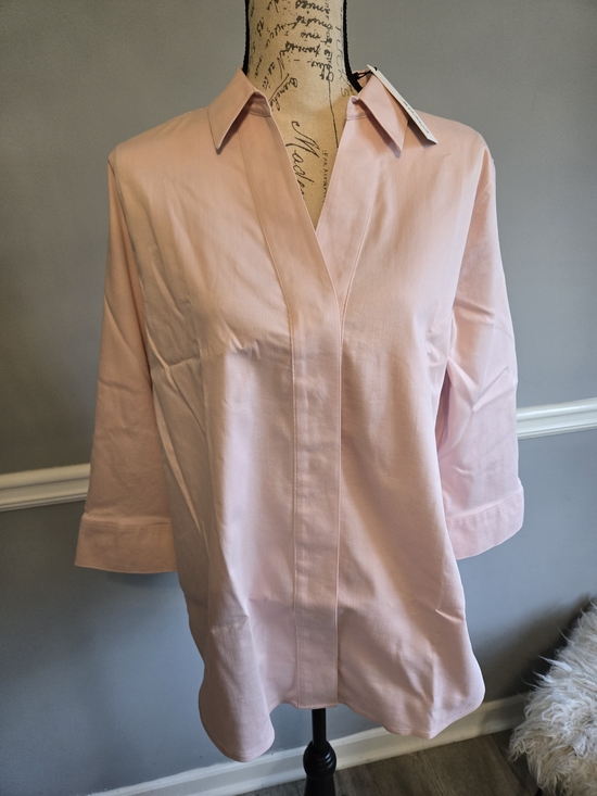 Chico's Tops - Chico's Light Pink V-Neck Collared 3/4 Sleeve Blouse